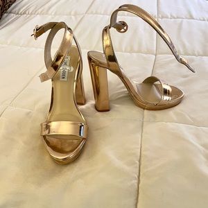 Gold Steve Madden 6.5 heels